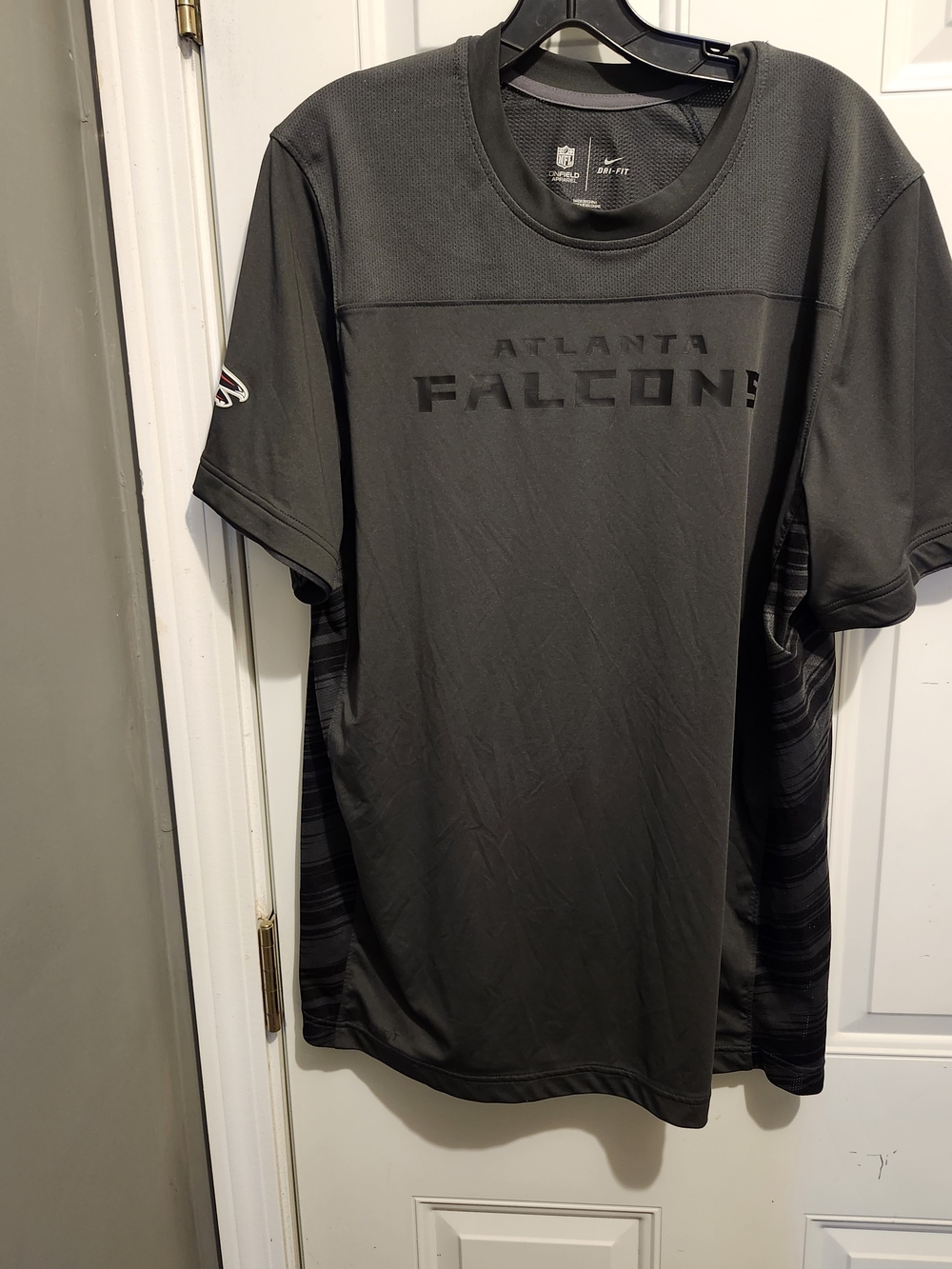 Nike Atlanta Falcons Men's Short-Sleeve Crew Tee - Charcoal/Black